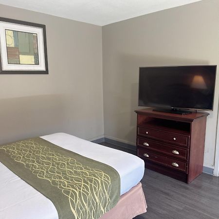 Deluxe Inn Бошьер Сити Экстерьер фото