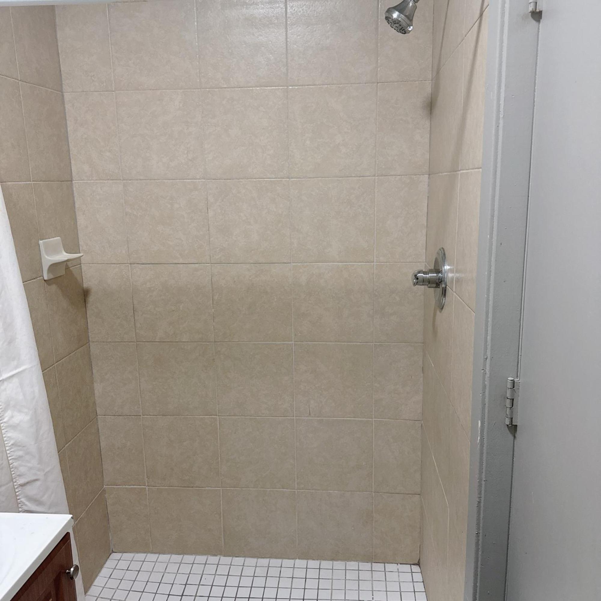 Deluxe Inn Бошьер Сити Экстерьер фото