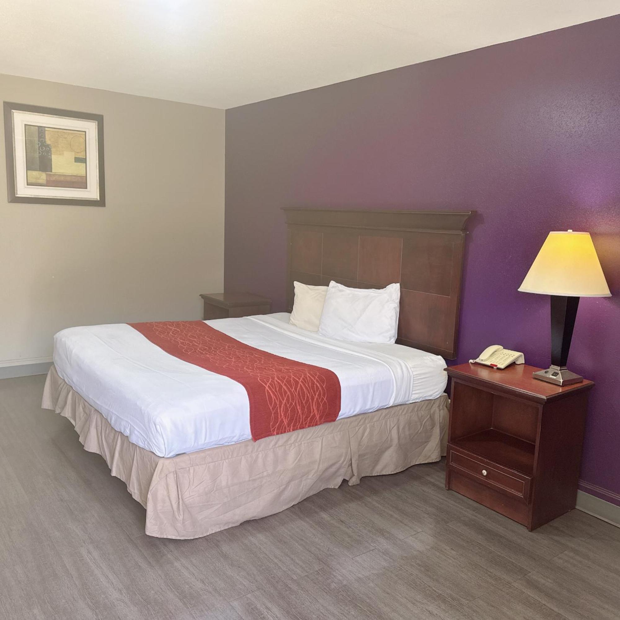 Deluxe Inn Бошьер Сити Экстерьер фото
